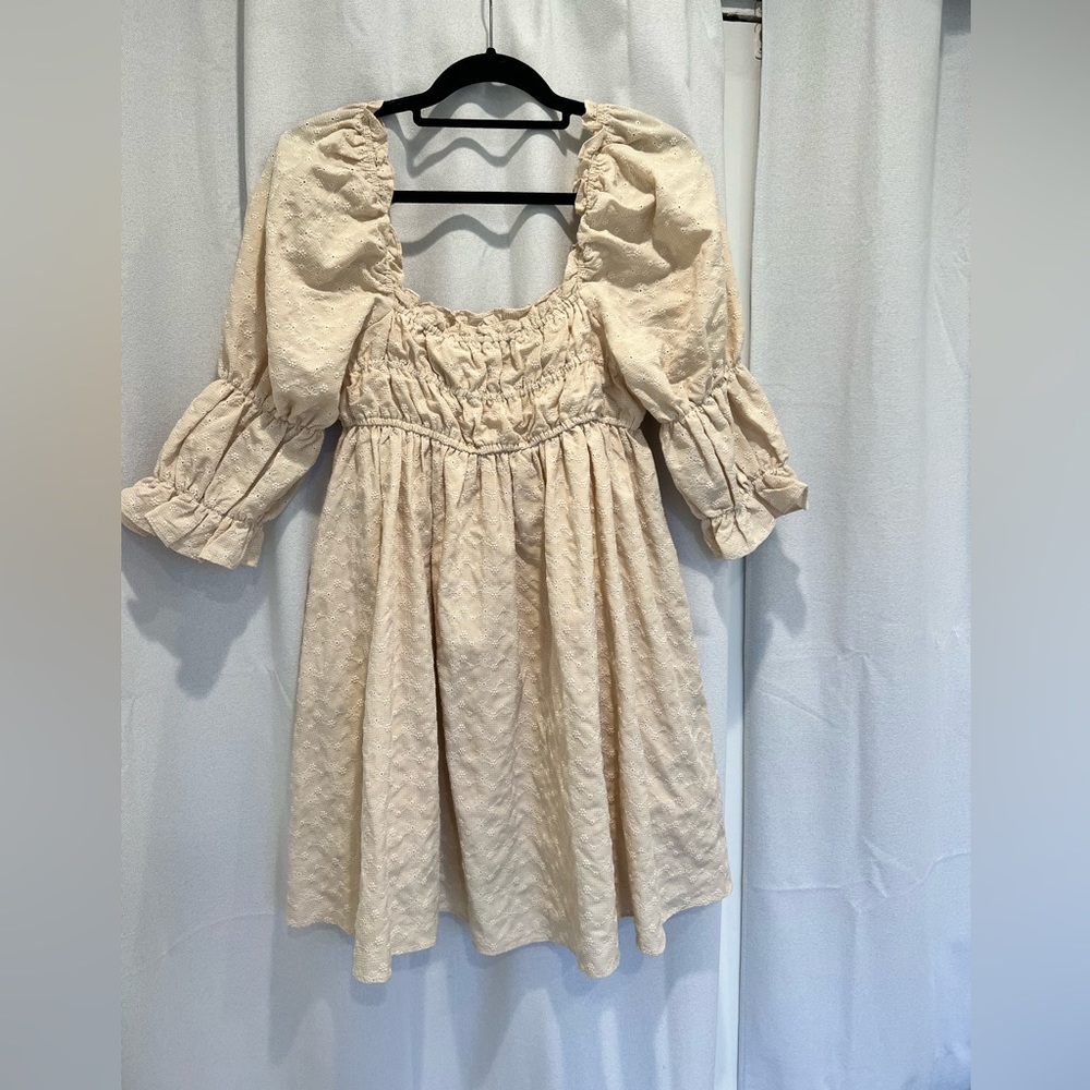 Perfect dress for photos or a shower!